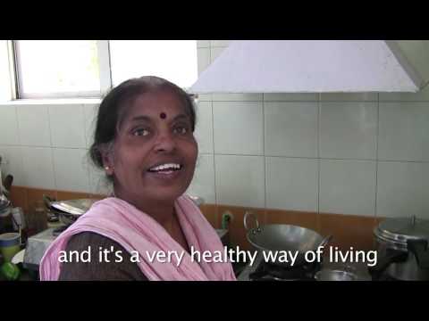 Profilový obrázek - AN ORGANIC FARM IN INDIA: Manure, Life and the Bio-fuel Miracle of the Cow