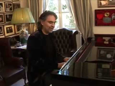 Profilový obrázek - Andrea Bocelli plays the piano