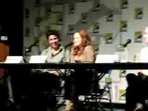 Profilový obrázek - April Matson (Lori) from Kyle XY panel sings