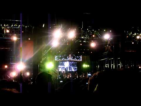 Profilový obrázek - Arcade Fire "Wake Up" Live at Coachella 2011 (pt 1)