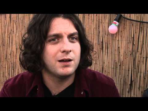 Profilový obrázek - Arctic Monkeys interview - Alex Turner and Nick O'Malley (part 2)