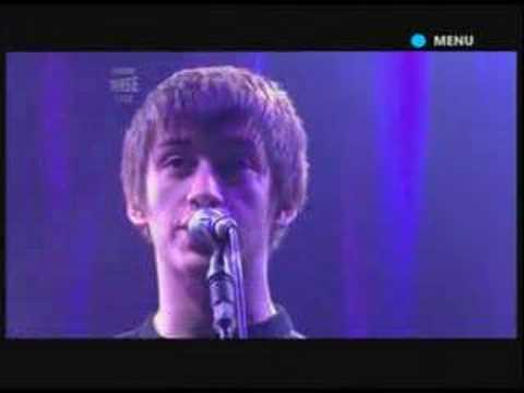Profilový obrázek - Arctic Monkeys - Mardy Bum Live at Glastonbury 2007