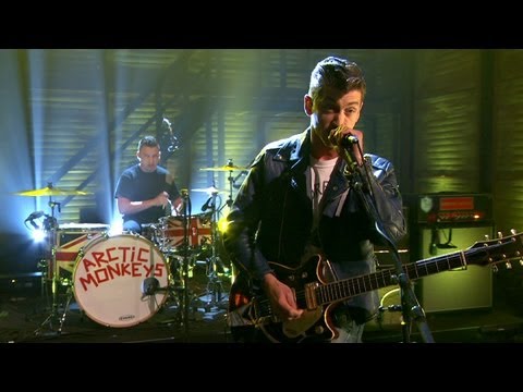 Profilový obrázek - Arctic Monkeys Perform "RU Mine?" - CONAN on TBS