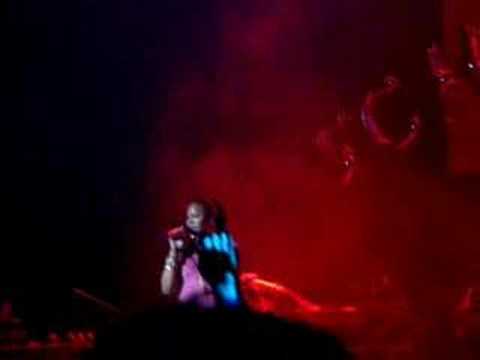 Profilový obrázek - Ashanti Performance at Hot 97 School's Out Concert Part 3