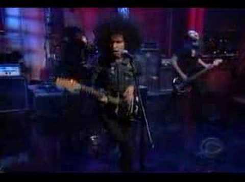 Profilový obrázek - At the Drive-In - "One-Armed Scissor" LIVE on the Late Show
