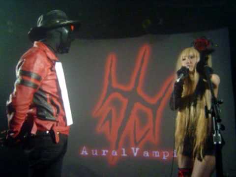 Profilový obrázek - Aural Vampire Concert Interlude in Melbourne (4/18/09)