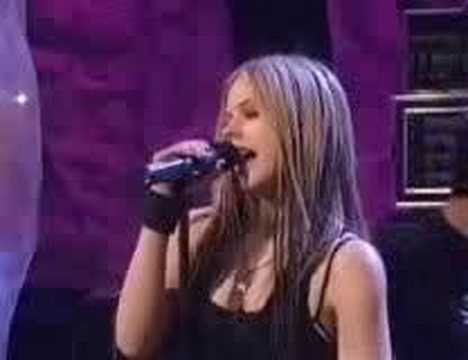 Profilový obrázek - Avril Lavigne - Sk8er Boi - Ellen Degneres Show (2004)