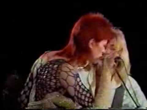 Profilový obrázek - Aynsley Dunbar - Jean Genie (David Bowie 1980 floor show)