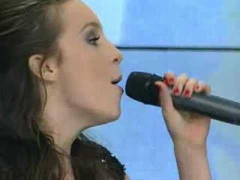 Profilový obrázek - Belinda cantando Bella Traicion - MTV Brasil