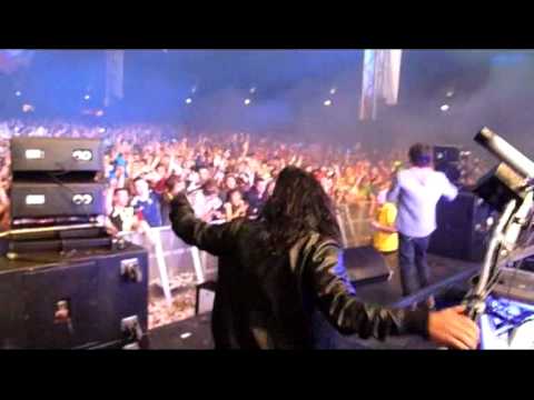 Profilový obrázek - Benny Benassi at Creamfields with Gary Go and Skrillex on the stage