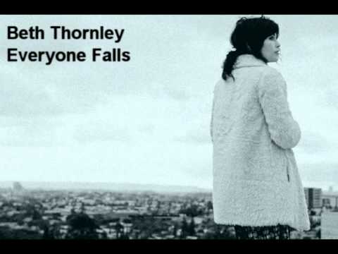 Profilový obrázek - Beth Thornley Everyone Falls