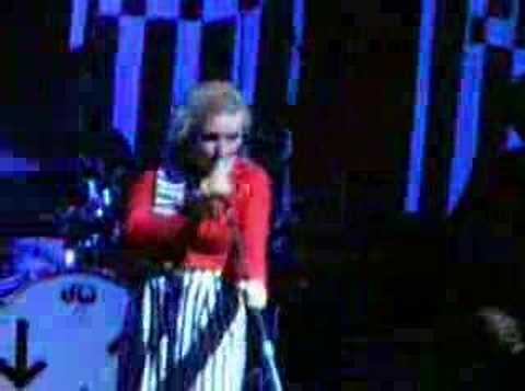 Profilový obrázek - BLONDIE  My Heart Will Go On Live 2008