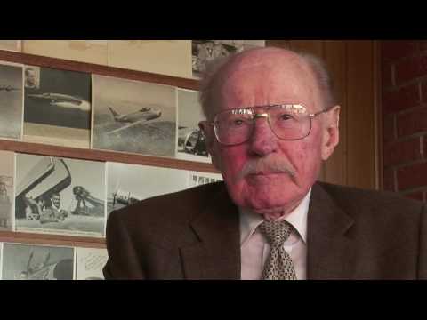 Profilový obrázek - Bob Hoover -- Legend of Aviation