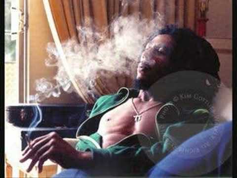 Profilový obrázek - Bob Marley - Medley of very rare demos