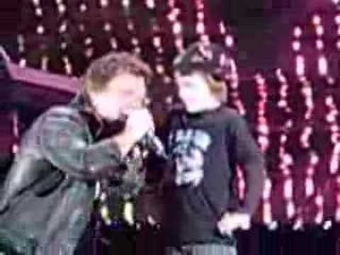 Profilový obrázek - Bon Jovi - Jon + Cool kid - Who Says You Can't Go Home