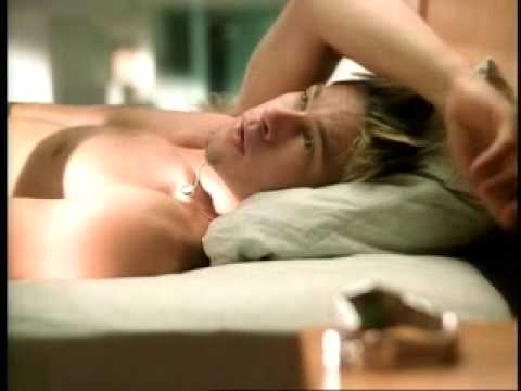 Profilový obrázek - Brad Pitt v reklamě na hodinky Rolex