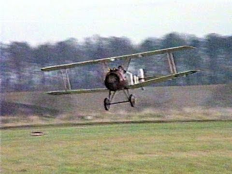 Profilový obrázek - Brooklands Sopwith Camel flying at Booker Airfield in 1989