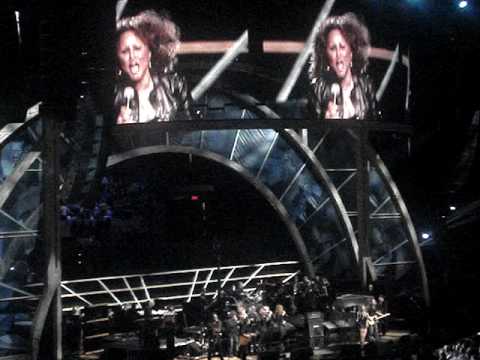 Profilový obrázek - Bruce Springsteen & Darlene Love -- "Da Doo Ron Ron" -- Rock & Roll Hall Of Fame Concert -- MSG