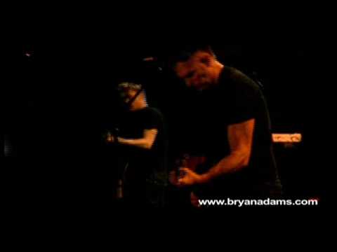 Profilový obrázek - Bryan Adams - Summer of 69 - Live In Lisbon.