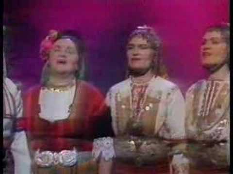 Profilový obrázek - Bulgarian choral singing - Trio Bulgarka, Bisserov Sisters and Nadka Karadjova