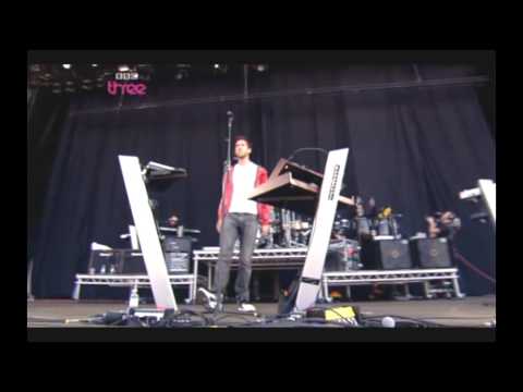 Profilový obrázek - Calvin Harris - I'm Not Alone | Live @ T in the Park 2009 (HQ)