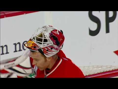 Profilový obrázek - Canucks at Flames - Mikael Samuelsson Goal - 10.01.09 - HD