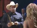 Profilový obrázek - Carrie Underwood Inducted as Grand Ole Opry Member by Garth Brooks