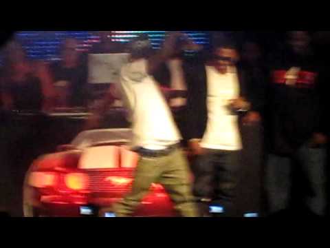 Profilový obrázek - Chris Brown Dougie at Nelly's album release party