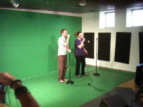 Profilový obrázek - Chris Rankin and Gwendolyn Grace sing Summer Loving at Azkatraz