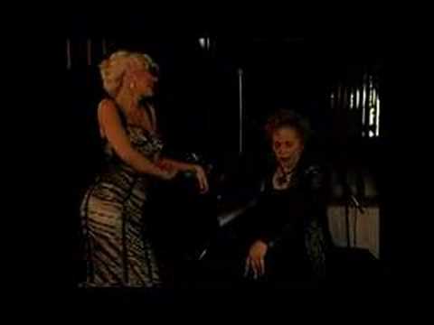 Profilový obrázek - Christina Aguilera and Etta James Interview