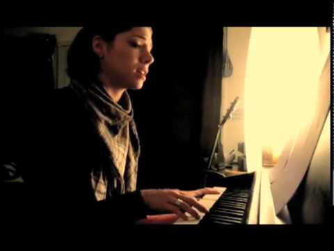 Profilový obrázek - Christina Perri Sings "Jealous Guy"