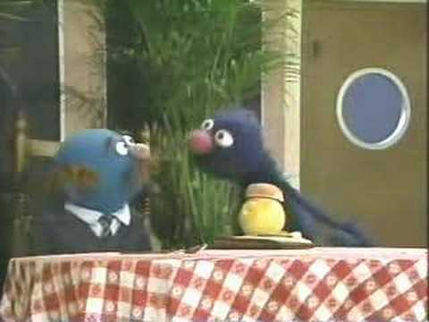 Profilový obrázek - Classic Sesame Street - Grover uses his "waiter's memory"
