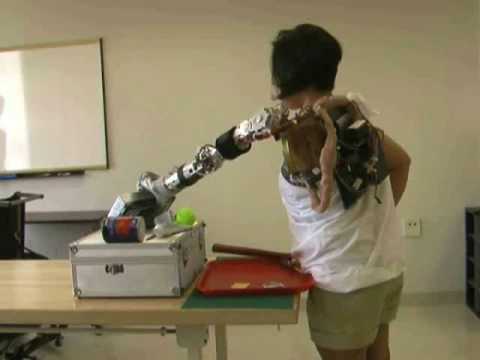 Profilový obrázek - Claudia Mitchell Operates a Bionic Arm with her Brain at RIC (no sound)