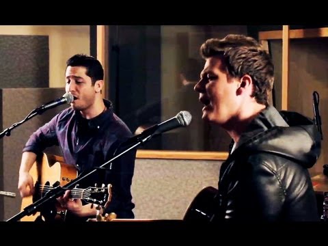 Profilový obrázek - Coldplay - Fix You (Boyce Avenue feat. Tyler Ward acoustic cover) on iTunes (Glee & Rock in Rio)