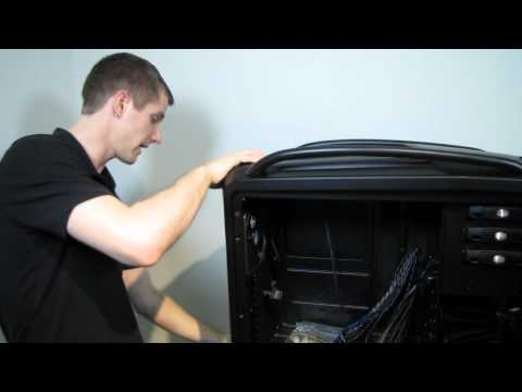 Profilový obrázek - Cooler Master Cosmos II Extreme Gaming Case Unboxing & First Look Linus Tech Tips