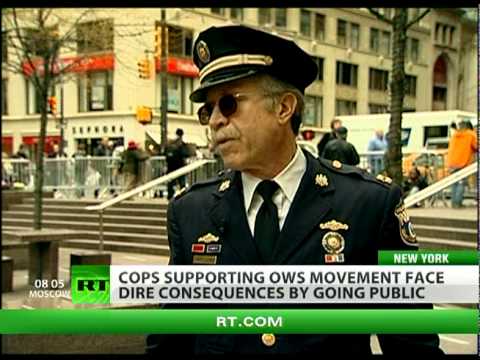 Profilový obrázek - Crossing Police Lines: US cops defect to OWS