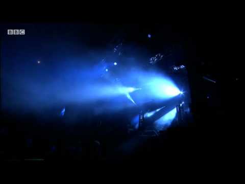 Profilový obrázek - Crystal Castles perform 'Celestica' at Reading Festival 2011 - BBC