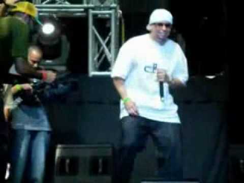 Profilový obrázek - Daddy Yankee ft Don Chezina Tirate un paso live  Enero 2008