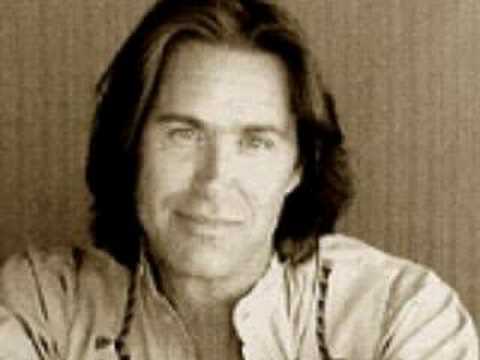 Profilový obrázek - Dan Fogelberg sings I Need You by George Harrison Live 1997