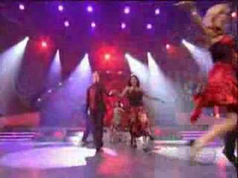 Profilový obrázek - Dance War - "Dance With Me" Group Performance