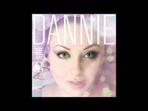 Profilový obrázek - Dannie - Grandhotel feat. Vladimir 518, Jiří Korn