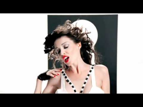 Profilový obrázek - Dannii Minogue - So Under Pressure