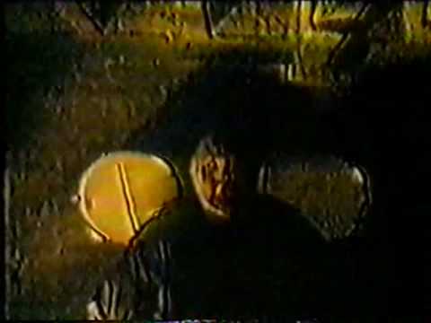 Profilový obrázek - Dave Vanian and the Phantom Chords-Johnny Remember Me (official video)