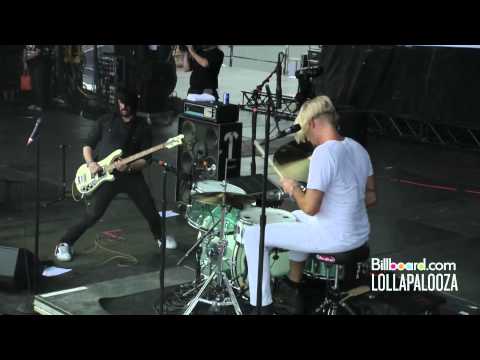 Profilový obrázek - Death From Above 1979 LIVE @ Lollapalooza 2011