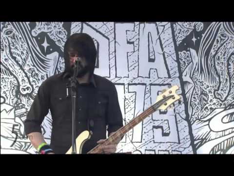 Profilový obrázek - Death From Above 1979 - Romantic Rights/Do It! [Live @ Coachella 2011]