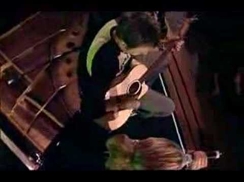 Profilový obrázek - Delta Goodrem - Butterfly (Live @ Channel V)