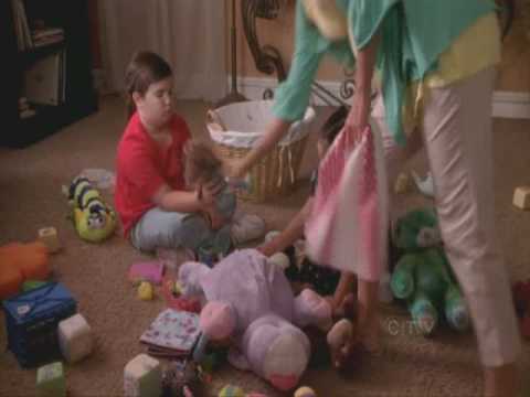 Profilový obrázek - Desperate Housewives 5x12 - Juanita, Celia and the Toys