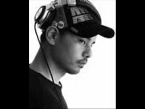 Profilový obrázek - DJ Mitsu the Beats featuring Dwele - Right Here
