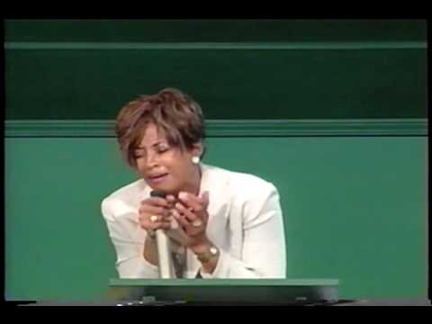 Profilový obrázek - Dorinda Clark Cole - We Need A Word From The Lord