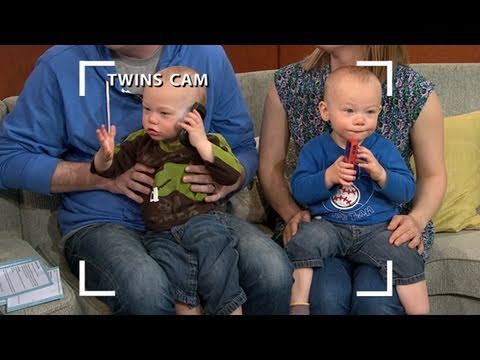 Profilový obrázek - Double Talk: 'Secret Language' McEntee Twins on 'GMA' (03.31.11)